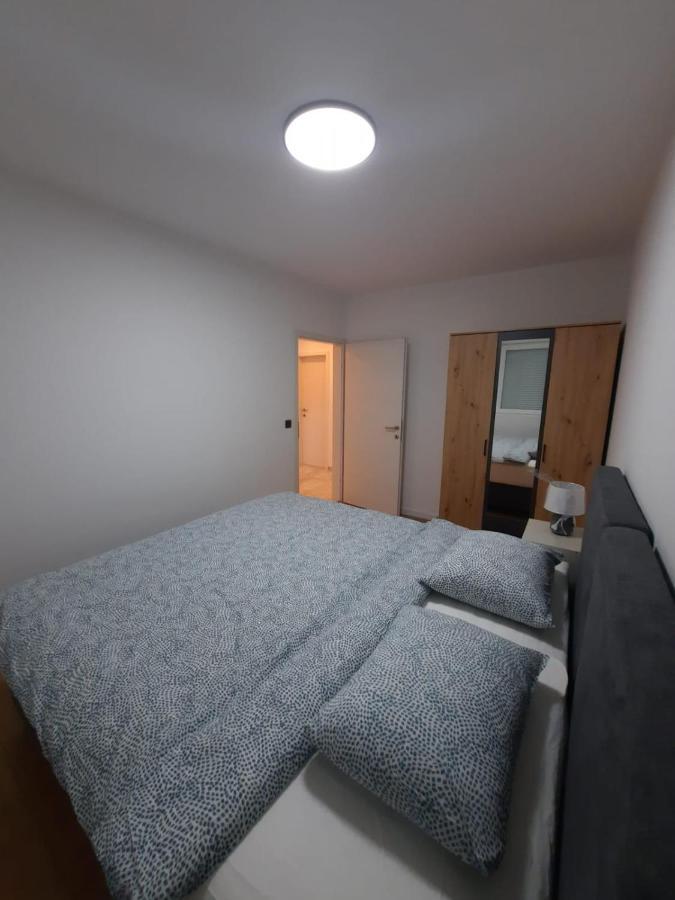 Njivice, Otok Krk, Apartman Dora Exterior foto