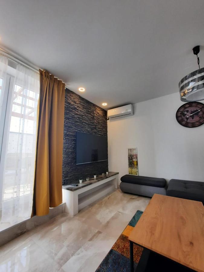 Njivice, Otok Krk, Apartman Dora Exterior foto