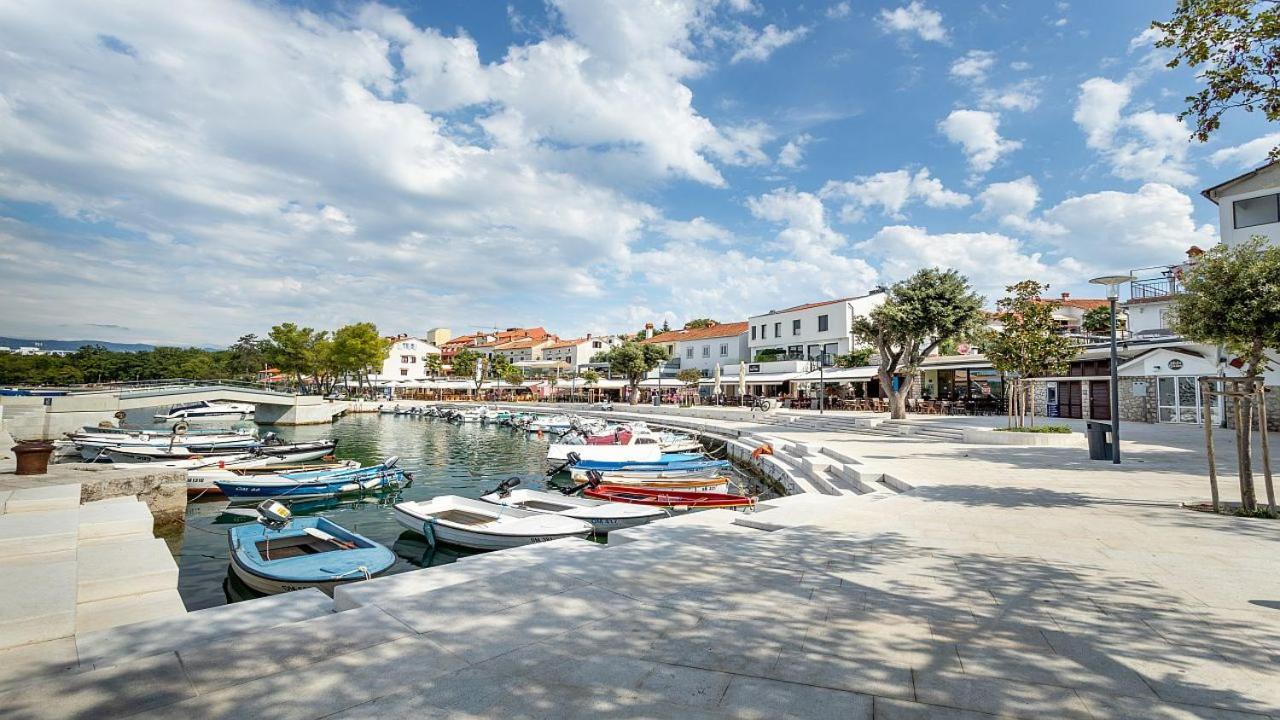 Njivice, Otok Krk, Apartman Dora Exterior foto